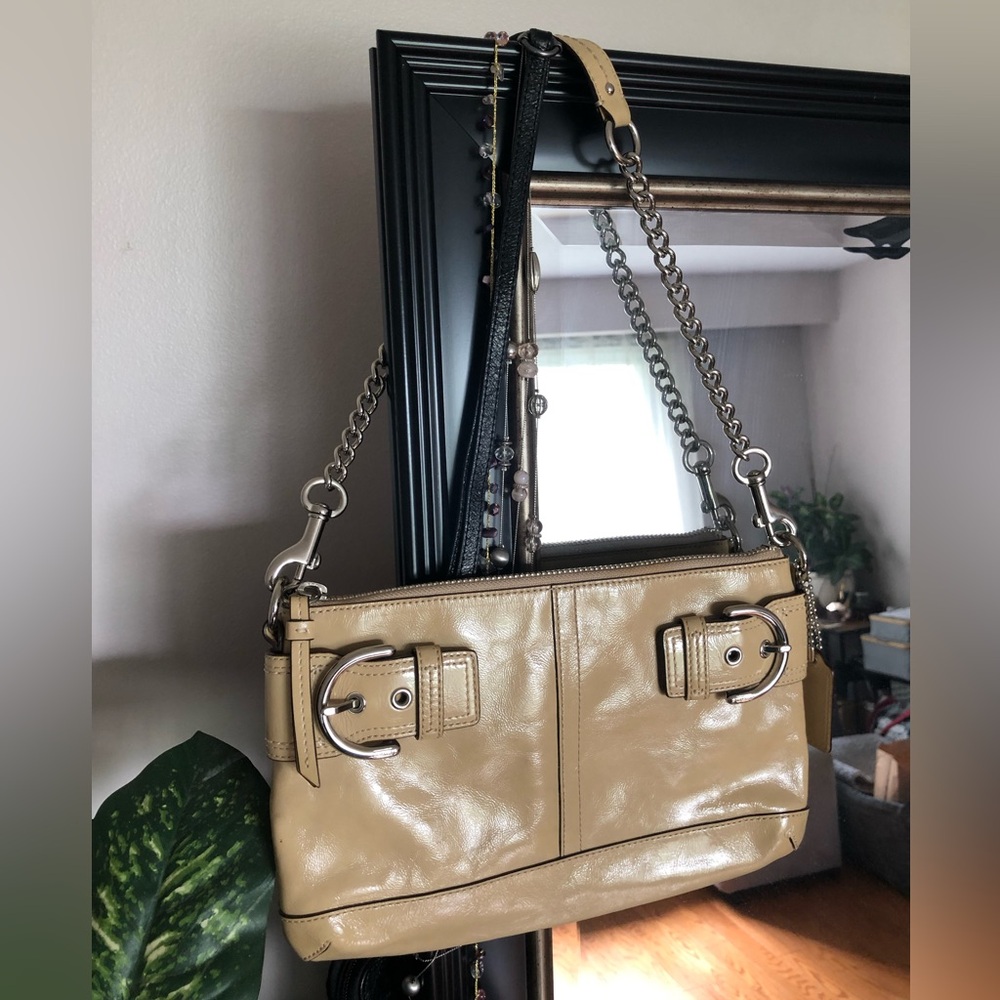 Women’s Coach Soho Chain Buckle No. A0969-F13454 Leather Handbag 👜